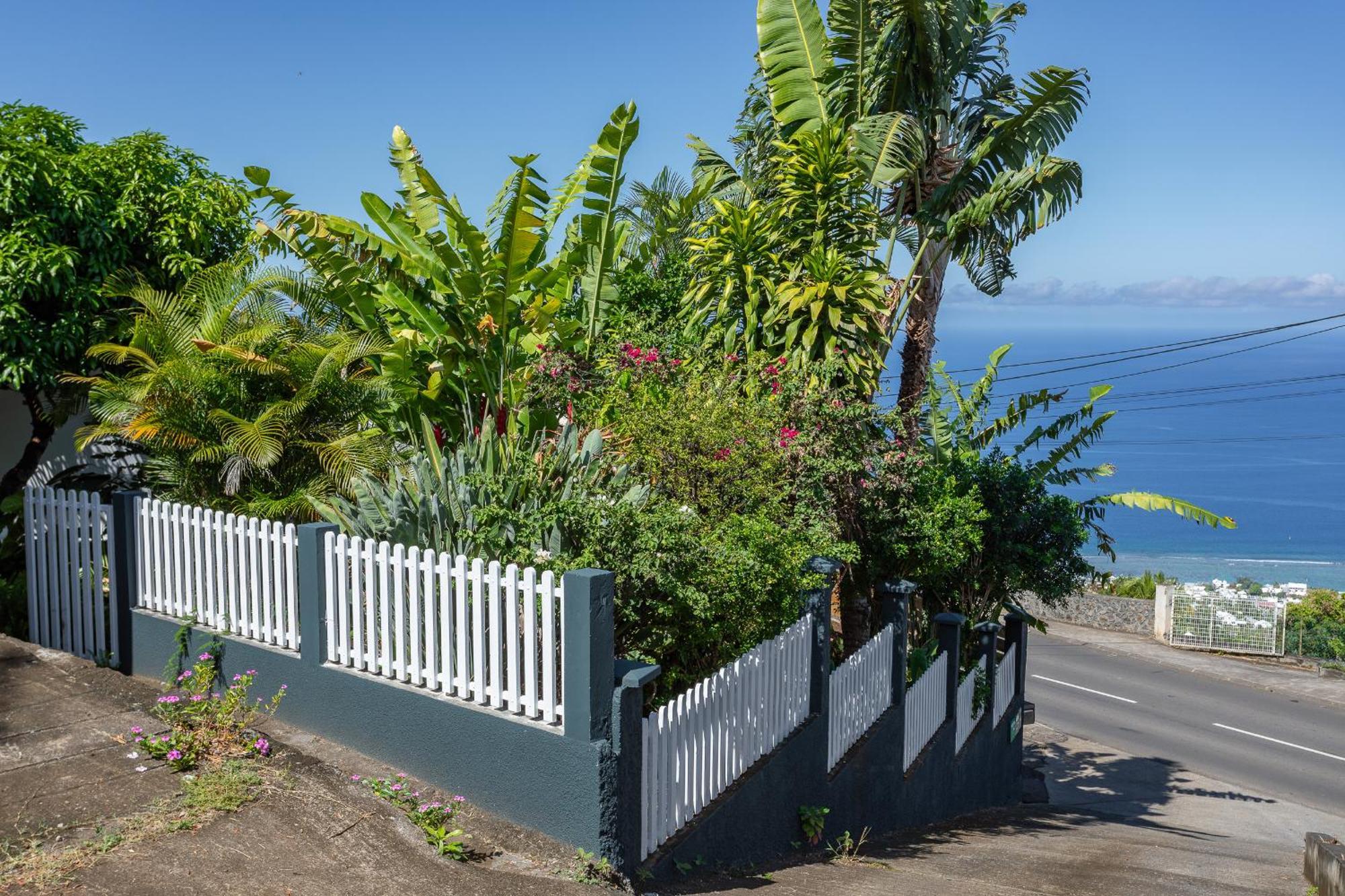 Villa Leu Seaview Saint-Leu Bagian luar foto